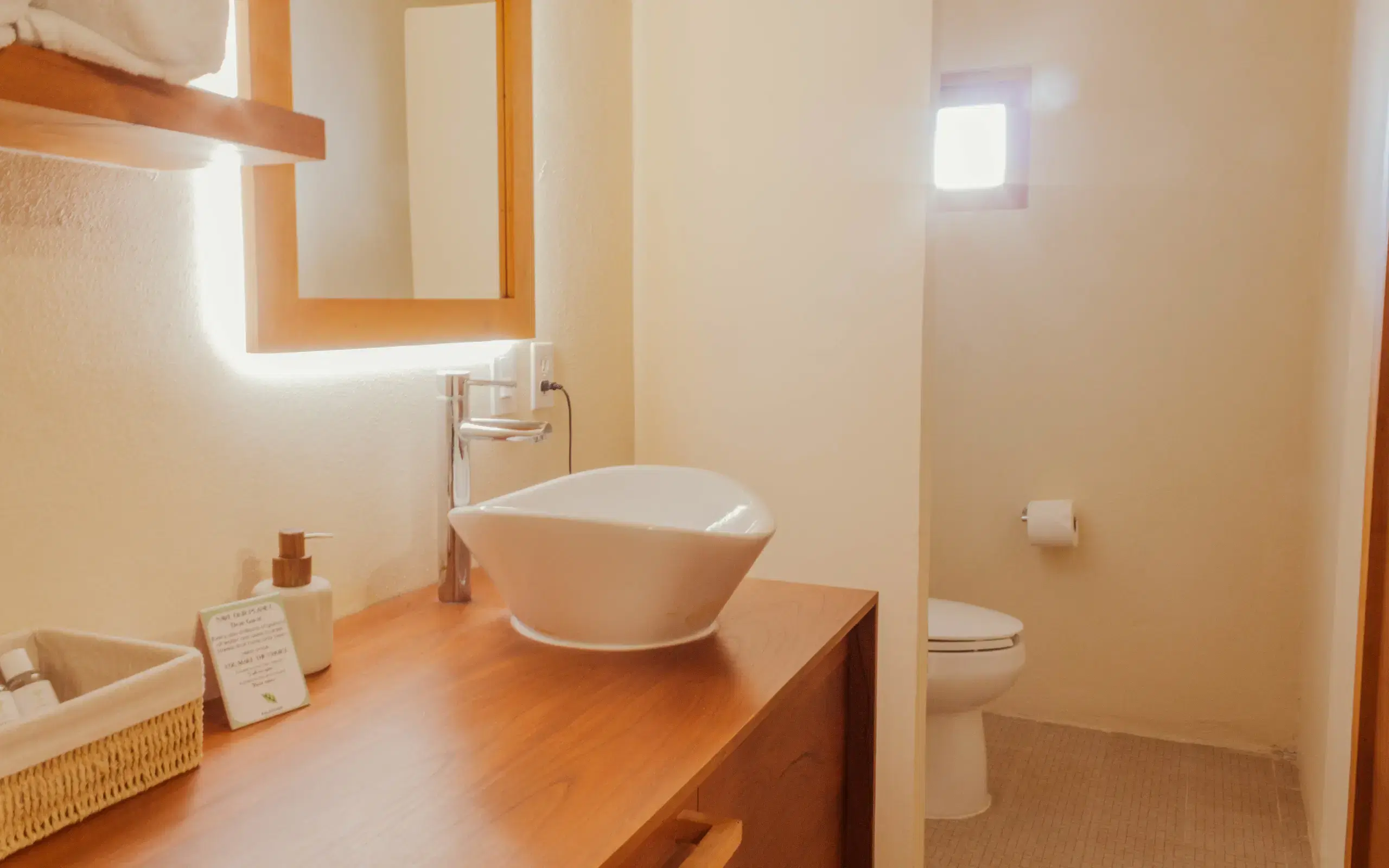 King Suite bathroom vanity with vessel sink